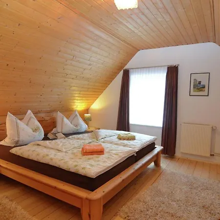 In Ramsbeck With Garden Holiday home *